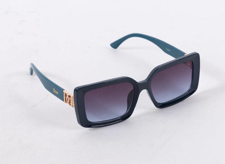عینک آفتابی زنانه Dior مدلD22965