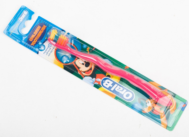 مسواک بچگانه