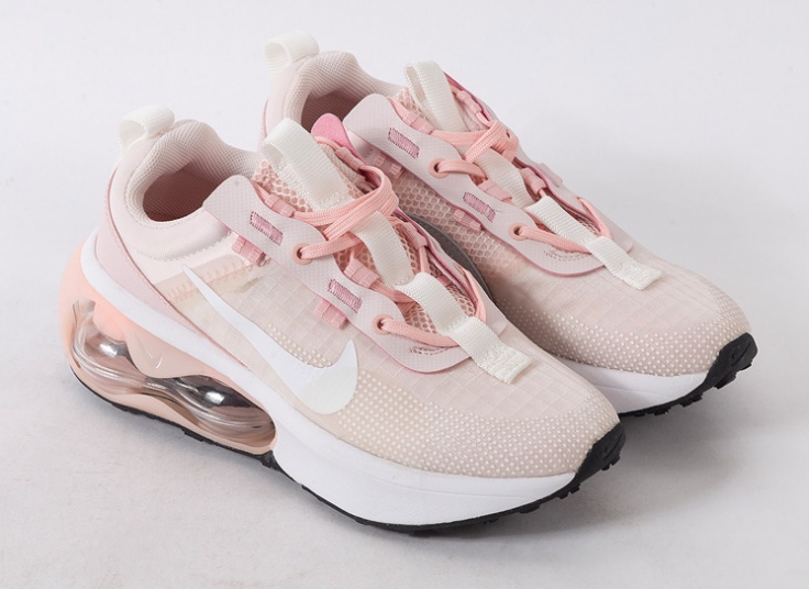 کتانی زنانه Nike Air Max 2021