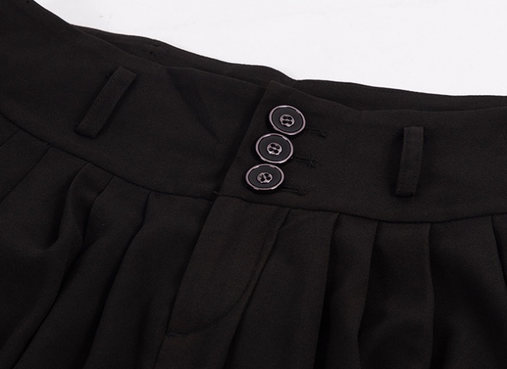 شلوارک خمره ای BUT