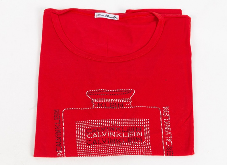 تیشرت زنانه طرح Calvin Klein