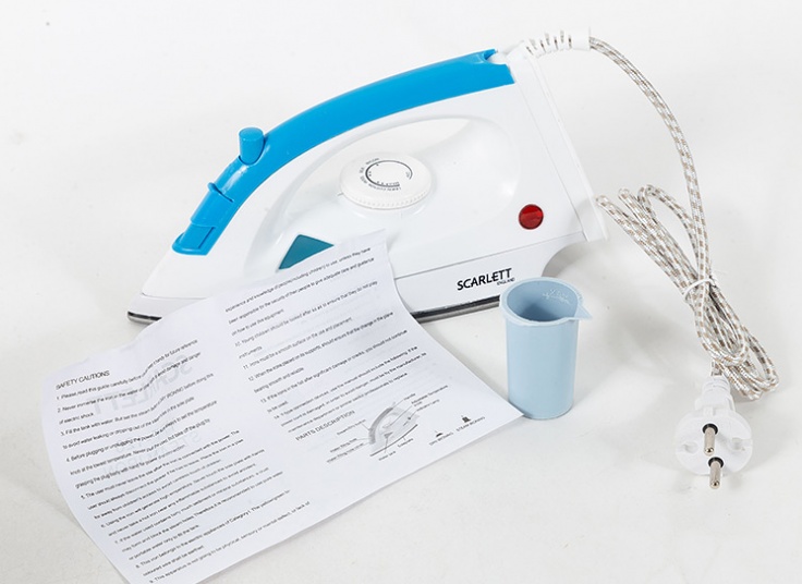 اتو بخار مسافرتی SCARLETT