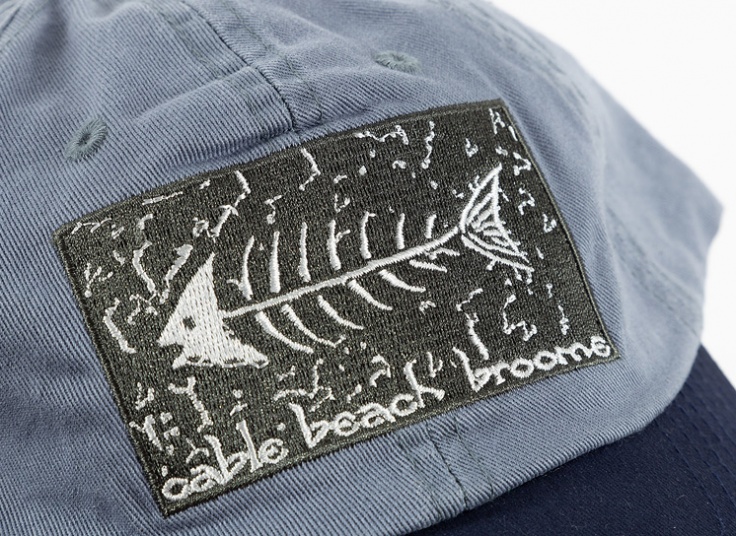 کلاه کپ دو رنگ