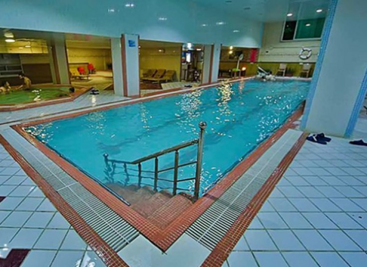 استخر المپیک حیدربابا