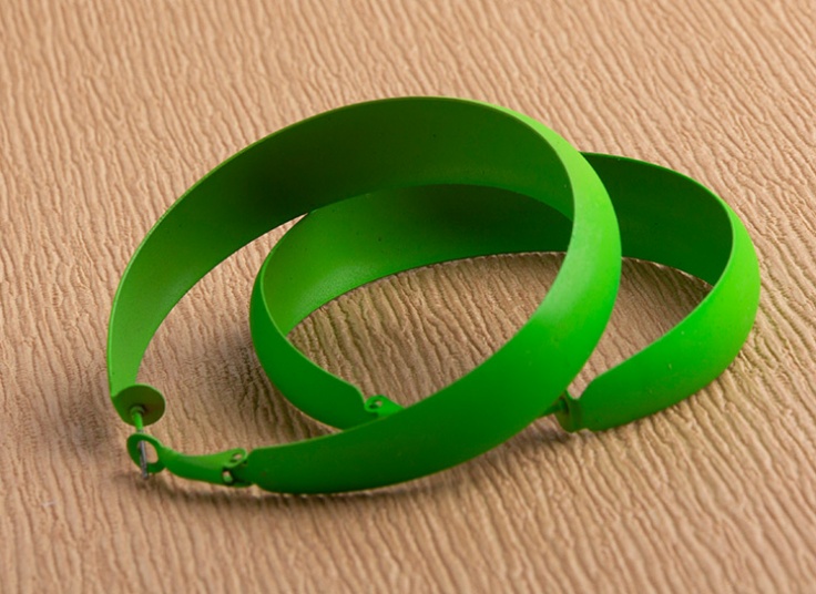 انواع گوشواره نئونی