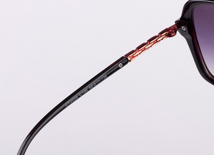 عینک آفتابی زنانه طرح Chanel