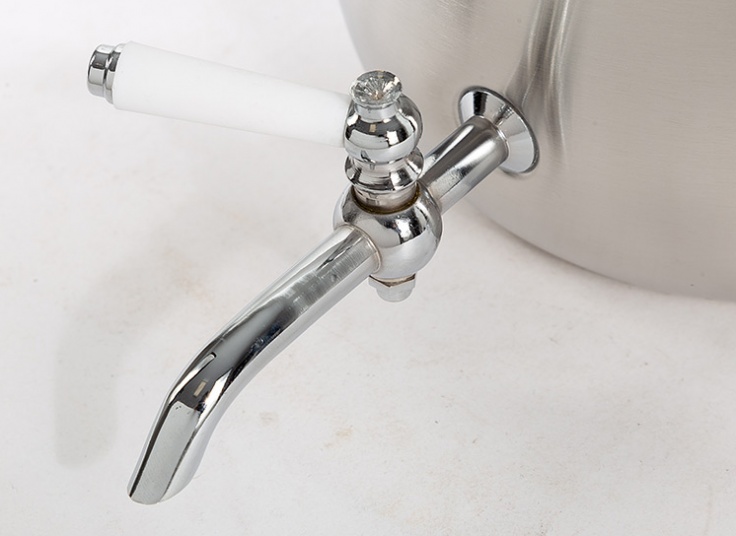 کتری شیر دار