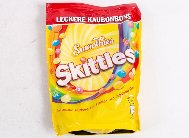 دراژه میوه ای Skittles