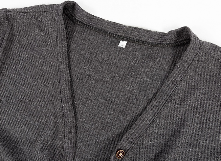 بلوز دکمه دار زنانه