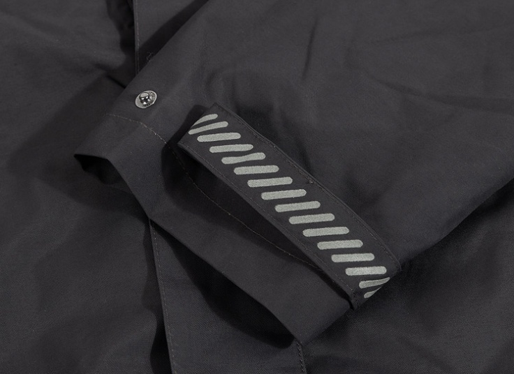 کاپشن decathlon