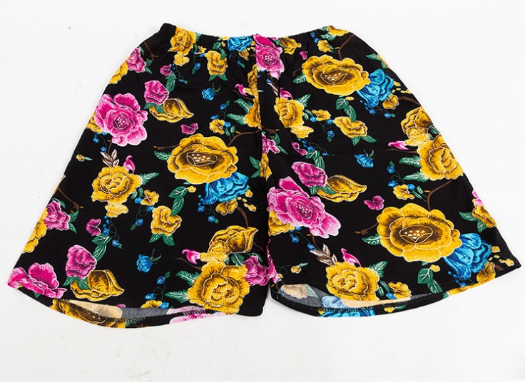 شورتک طرحدار زنانه