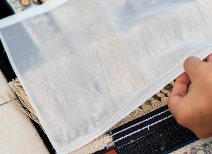 محافظ ریشه فرش