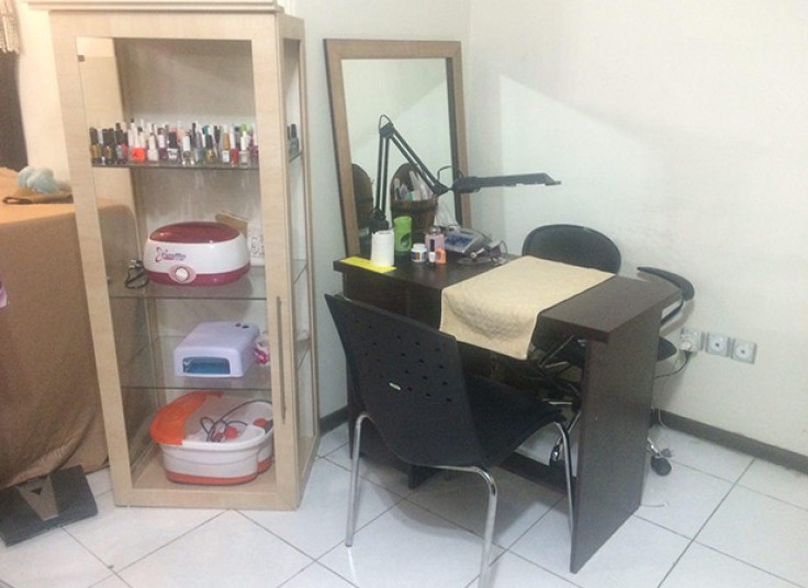 مانیکور و پارافین درمانی مجموعه الگو