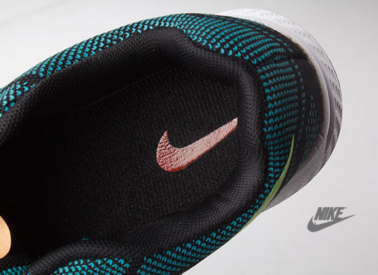 کفش ورزشی زنانه NIKE