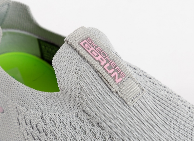 کتانی زنانه Skechers مدل F568