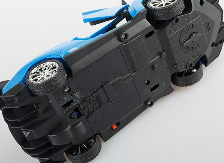 ماشین کنترلی Famous CAR