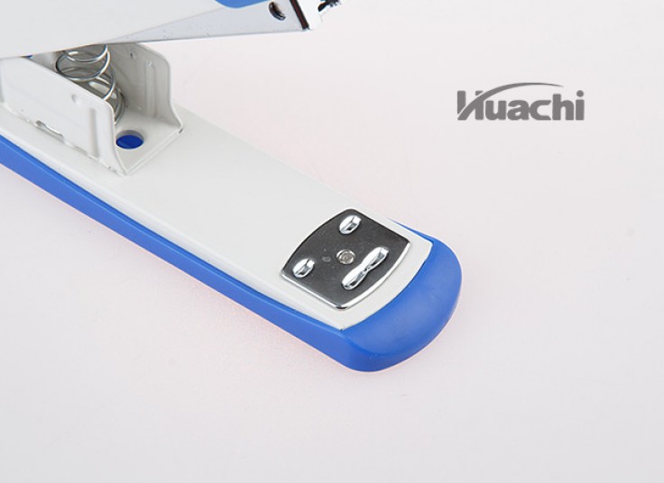 دستگاه منگنه Huachi Stapler 