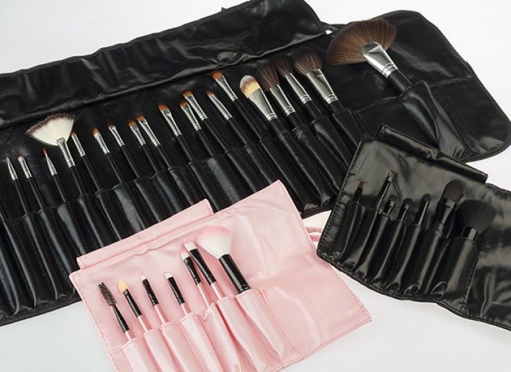 پکیج برس آرایشی رولی