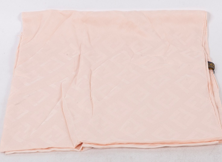 شال کشمیری طرح FENDI