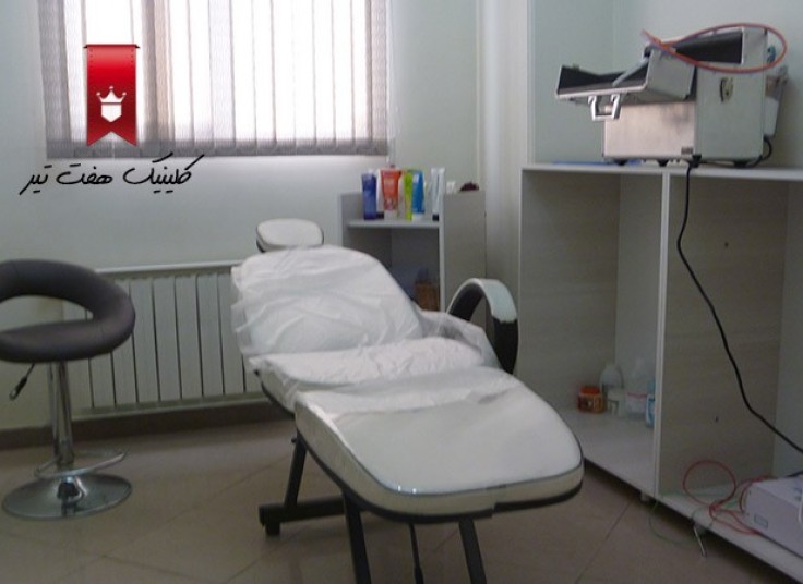 ۹۳ درصد تخفیف لیزر در کلینیک هفت تیر