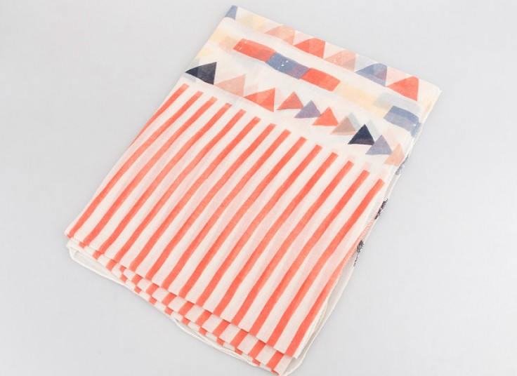 شال هندسی بهاره ZIBOO