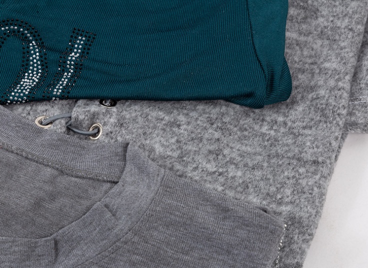 بلوز بافت زنانه مدل پرچ دار