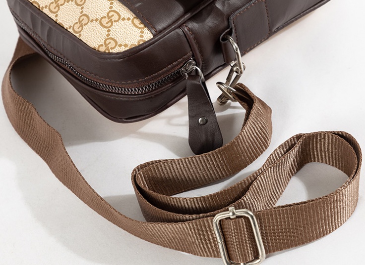 کیف پاسپورتی طرح Gucci 