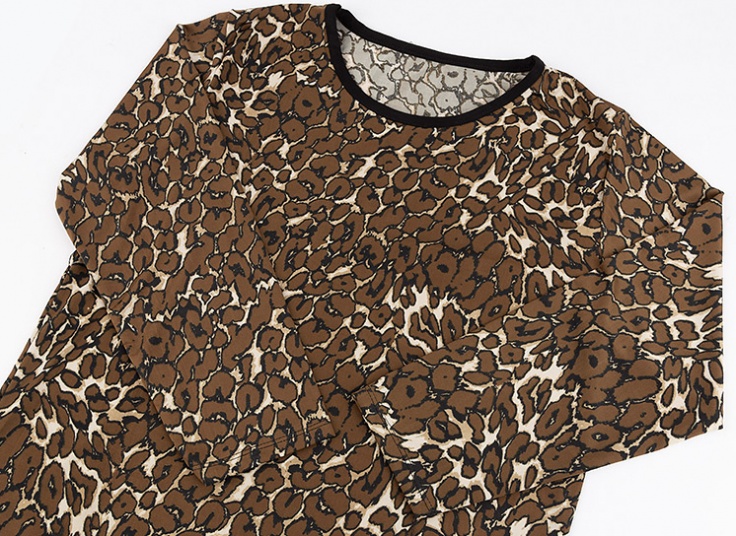 بلوز طرح پلنگی زنانه