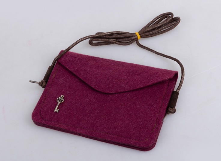 کیف کج نمدی