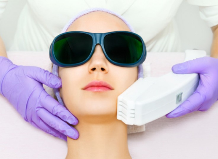 مرکز لیزر هیرلس