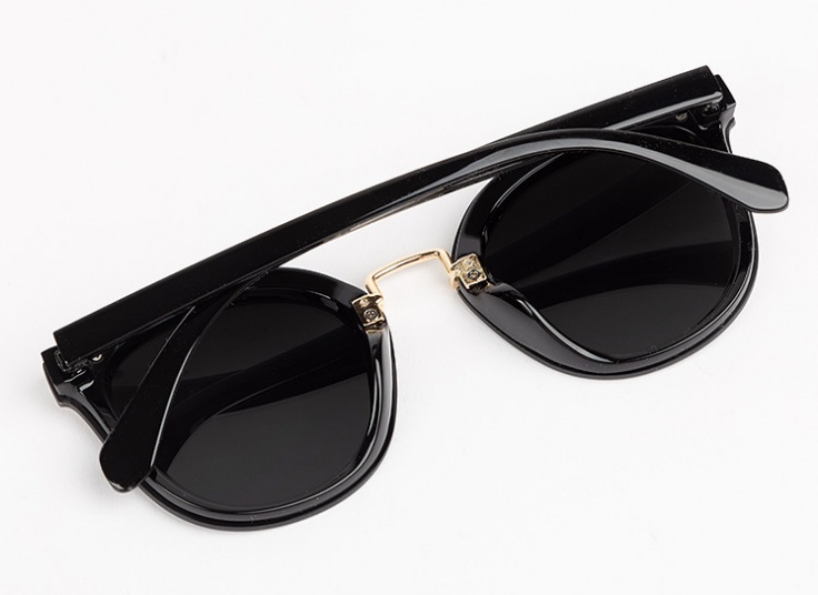 عینک آفتابی زنانه طرح GUCCI