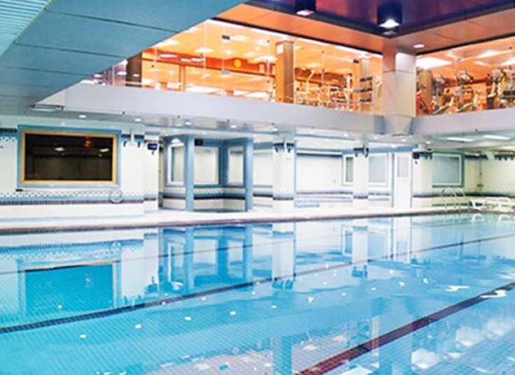 استخر لوکس ارم سعادت