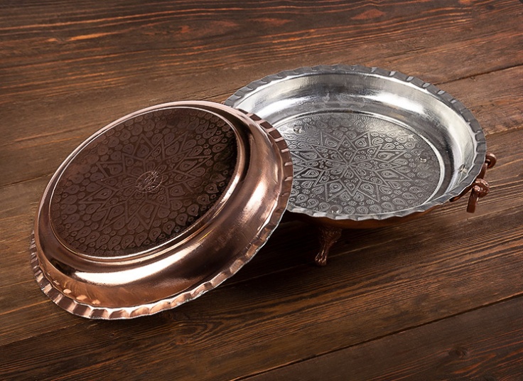 ظروف مسی طرحدار