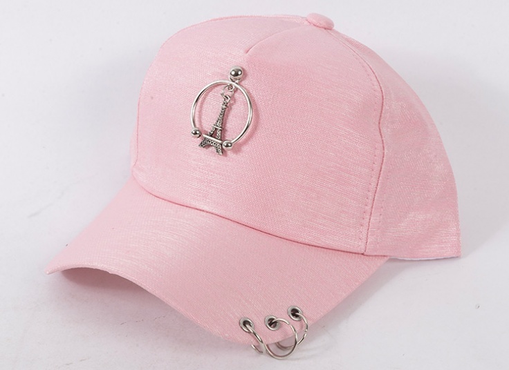 کلاه کپ پیرسینگ دار