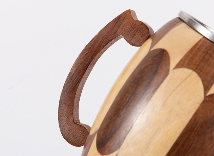 لیوان چوبی دسته دار