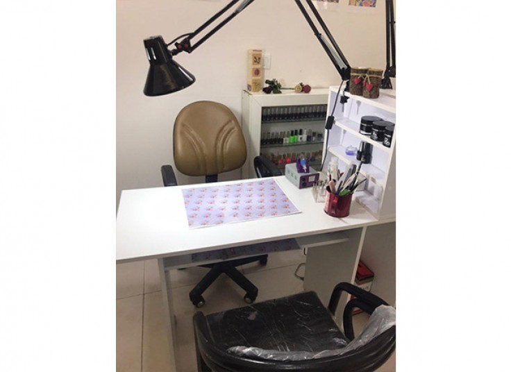 خدمات ناخن در سالن رویای بهشت