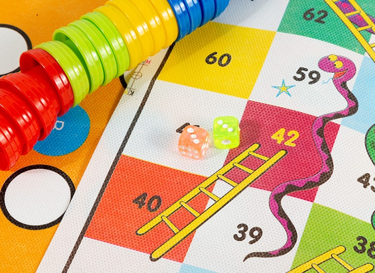 منچ و مارپله پارچه ای