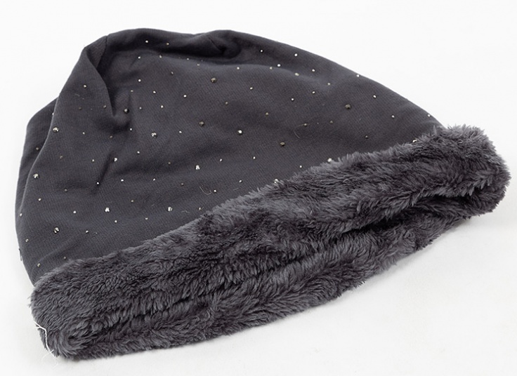 کلاه نگین دار