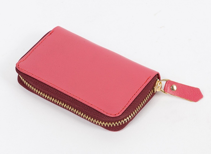 جاکارتی و کیف چرم طبیعی