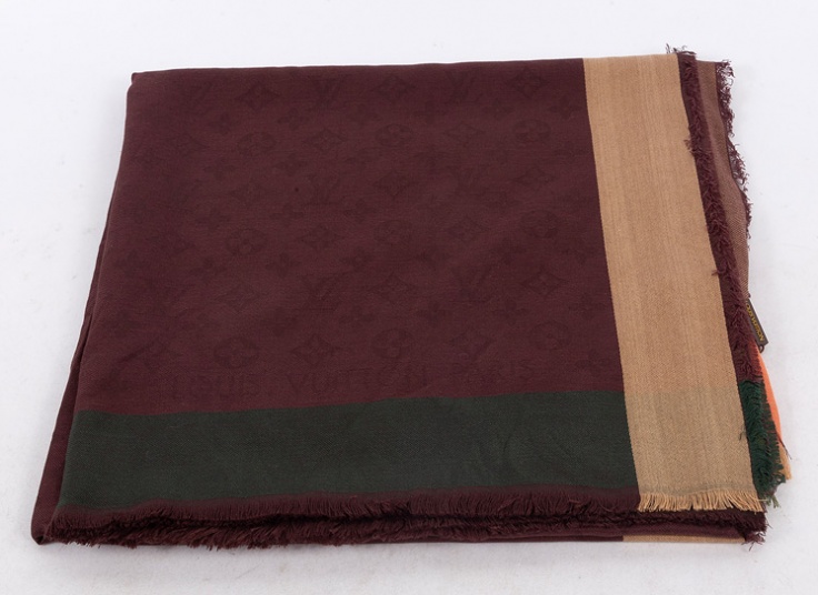 روسری قواره دار طرح LV