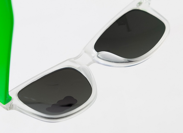 عینک آفتابی بچگانه