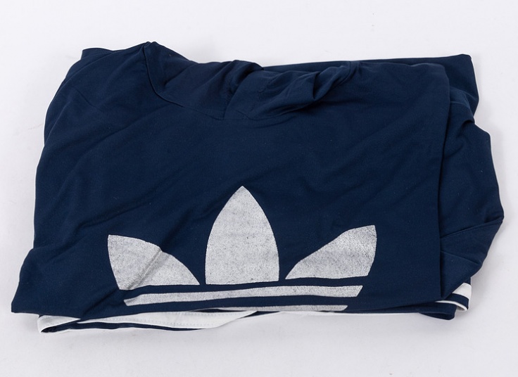 نیم تنه و شلوار کلاهدار طرح adidas