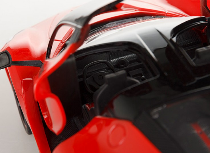 ماشین کنترلی فرمونی HOT RACING