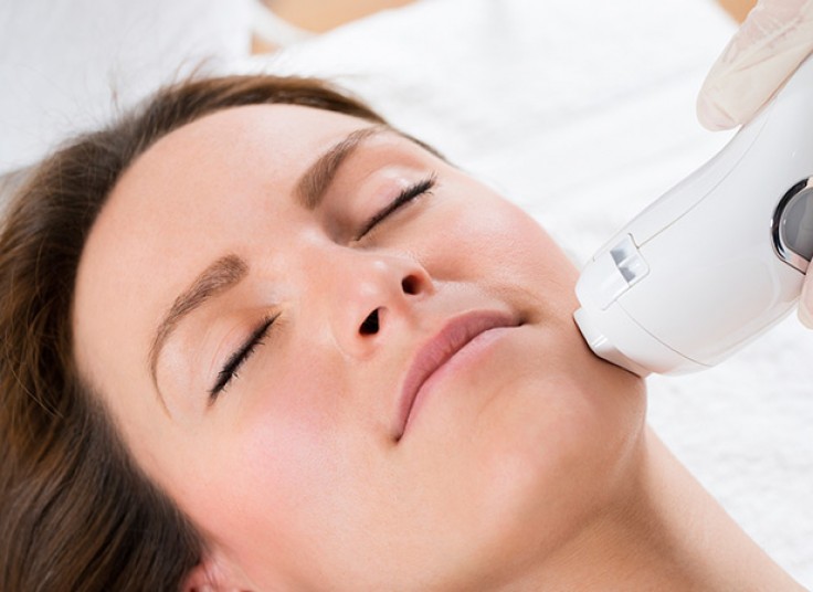 میکرودرم در کلینیک دکتر تاجیک