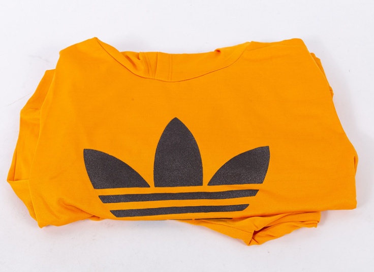 نیم تنه و شلوار کلاهدار طرح adidas