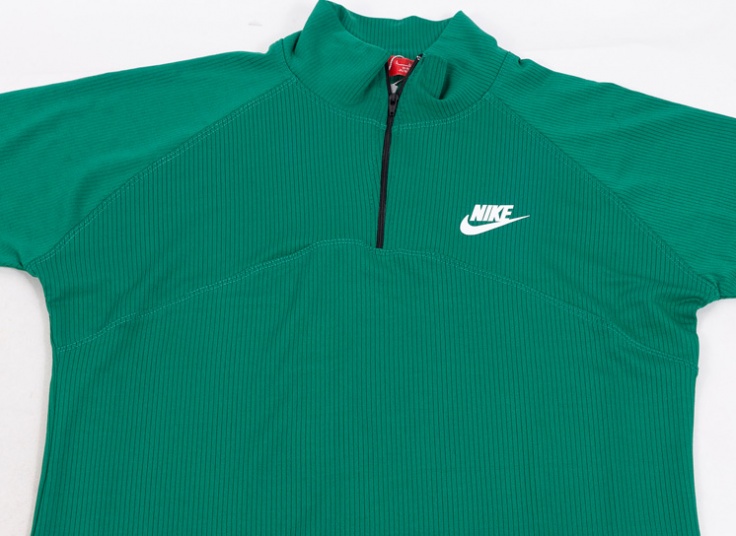 تیشرت نیم زیپ ورزشی طرح Nike