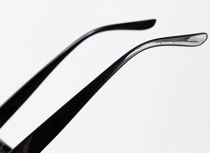 عینک آفتابی طرح YSL