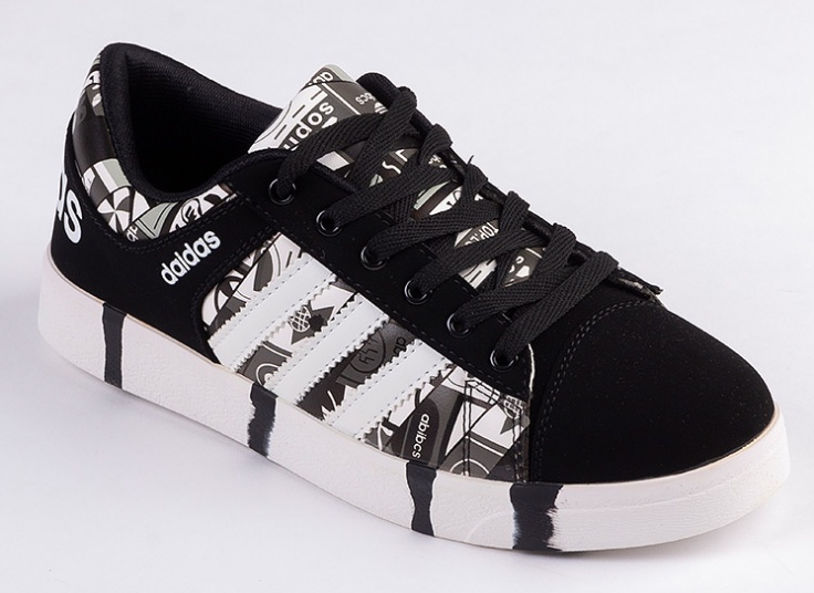 اسنیکرز مردانه Adidas