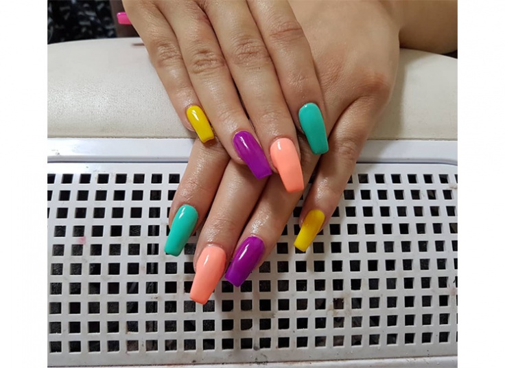 خدمات ناخن الی