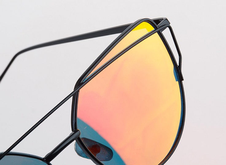 عینک آفتابی طرح Dior